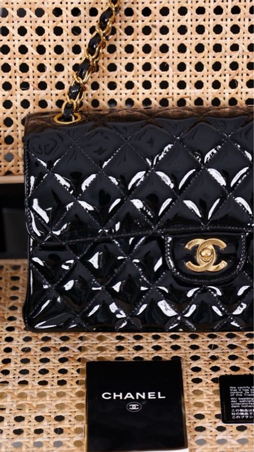 Chanel 4开黑金漆皮书包扣双子星cf中号单肩包-38