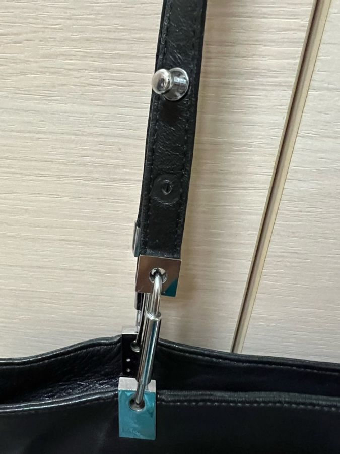 浪凡 LANVIN 黑色小羊皮托特包-18
