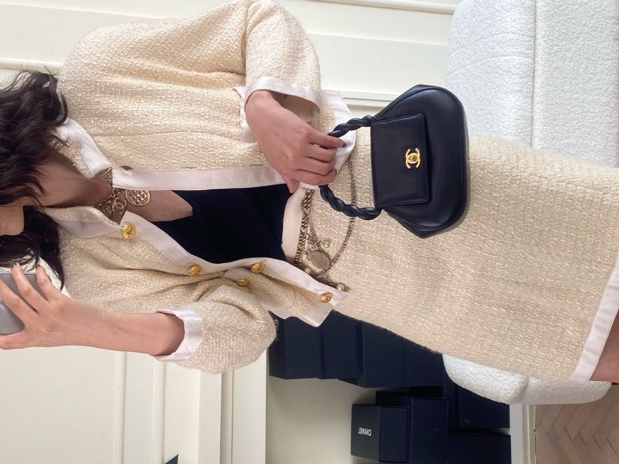 Chanel 04年coco头像钱币吊坠多元素腰链-1