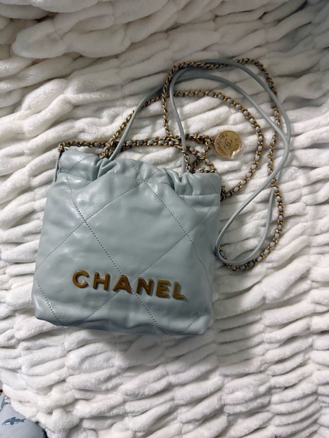 Chanel 22 mini-6