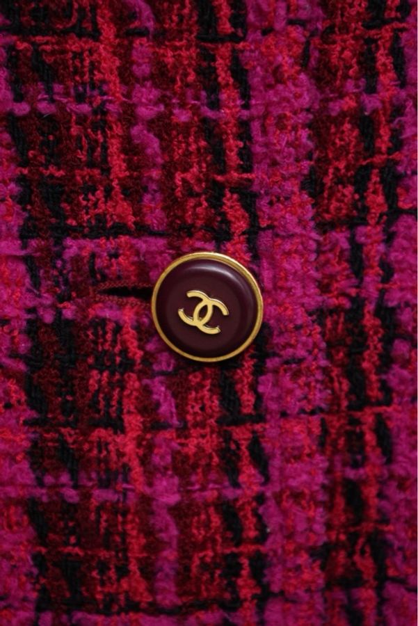 Chanel 95年玫红格纹金扣收腰大衣-7