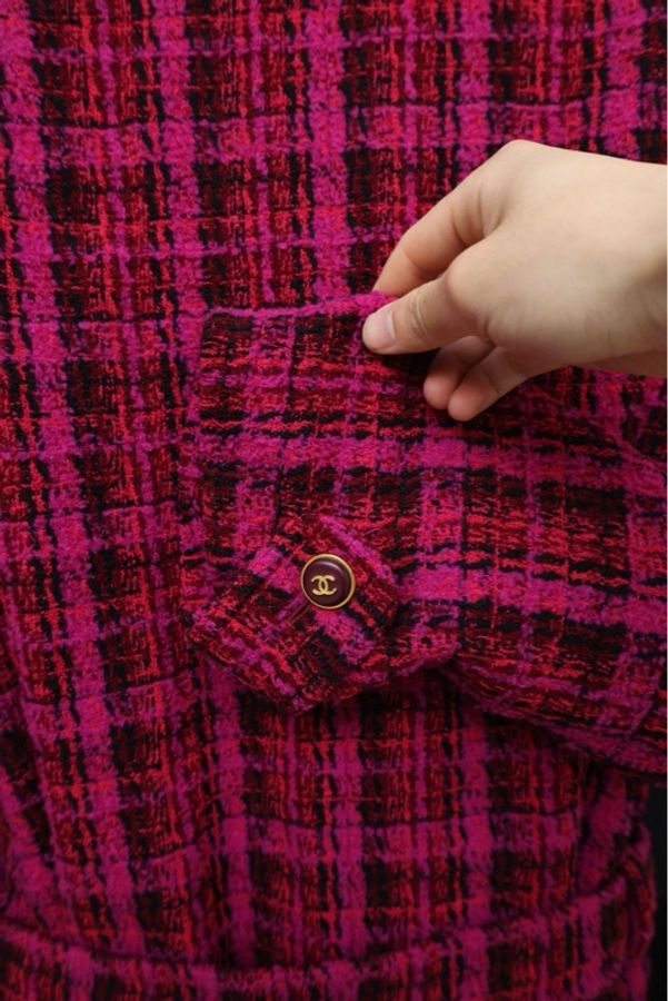 Chanel 95年玫红格纹金扣收腰大衣-10
