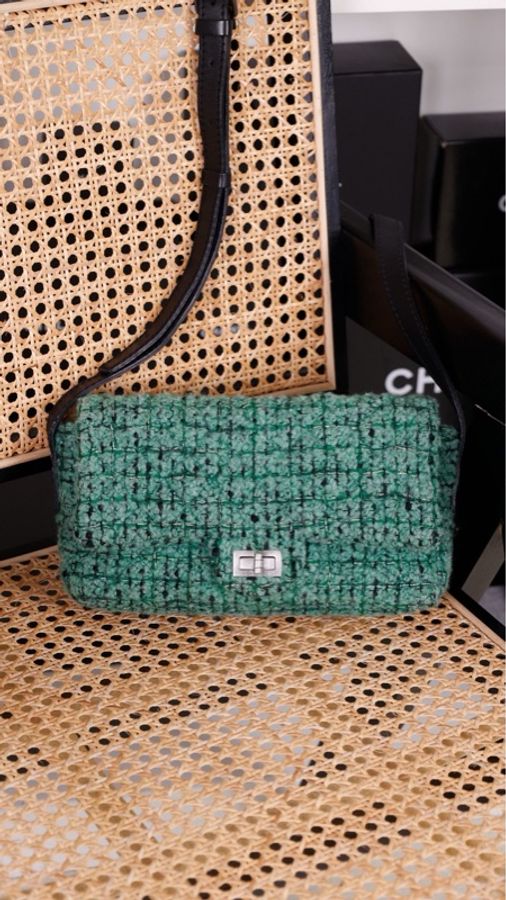 Chanel 13开绿色粗花呢2.55扣斜挎包小号单肩包-0