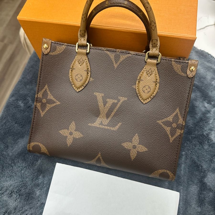 Louis Vuitton OnTheGo PM 老花托特包 經典款 附寬背帶/小圓包 (狀況如圖)-1