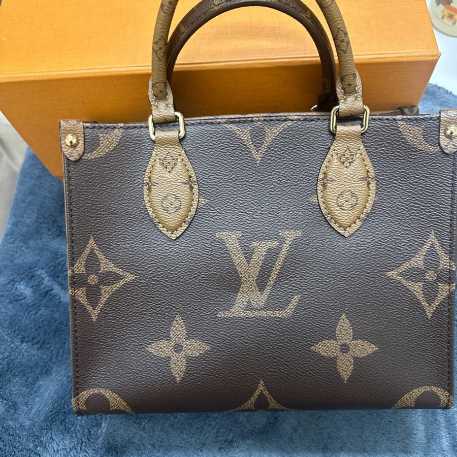 Louis Vuitton OnTheGo PM 老花托特包 經典款 附寬背帶/小圓包 (狀況如圖)-3