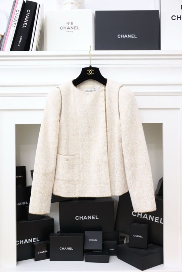 Chanel 01年金丝雪花链条滚边外套-0