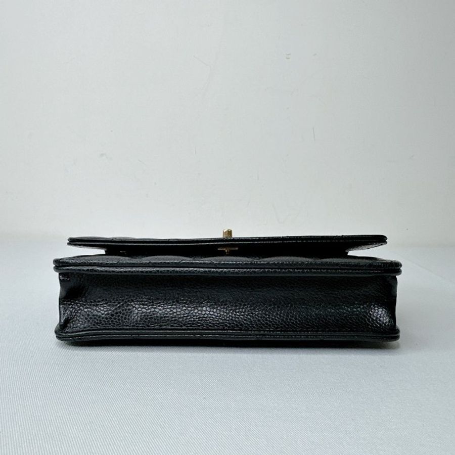 CHANEL 黑金荔枝牛woc鏈帶包-9
