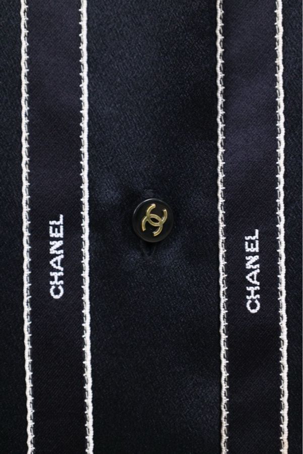 Chanel 94年黑色字母真丝衬衫-15