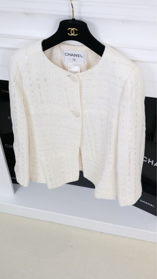 Chanel 00年白色亮片贝母扣圆领外套-2