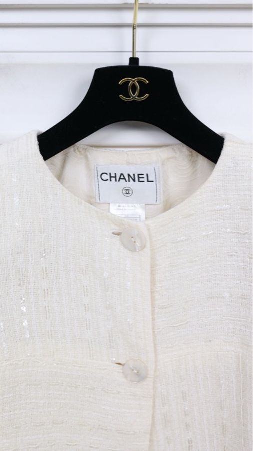 Chanel 00年白色亮片贝母扣圆领外套-5