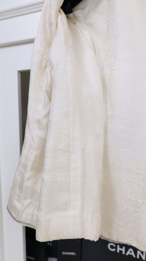 Chanel 00年白色亮片贝母扣圆领外套-14