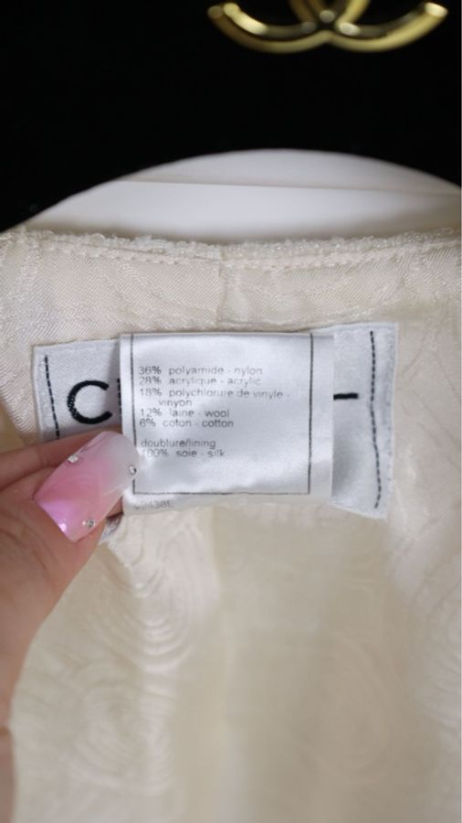 Chanel 00年白色亮片贝母扣圆领外套-19