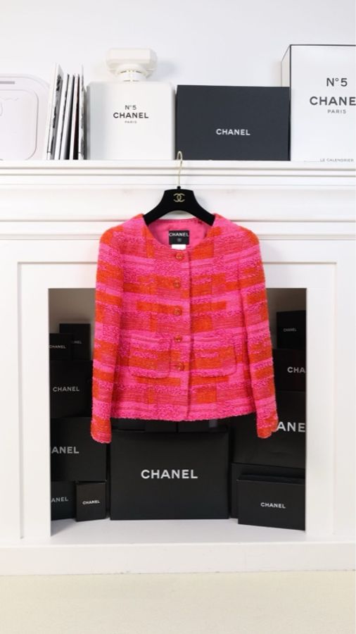 Chanel 01年玫红色条纹圆领两口袋外套FR38 23/12-0