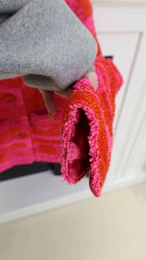 Chanel 01年玫红色条纹圆领两口袋外套FR38 23/12-12