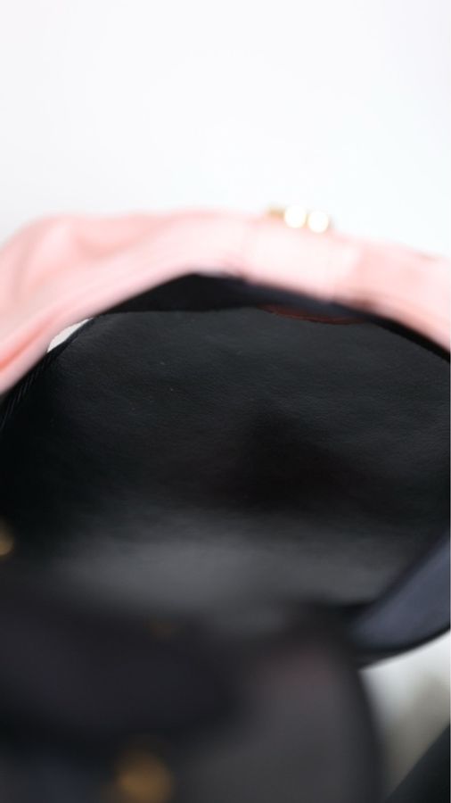 Chanel24A曼彻斯特手工坊系列粉色蝴蝶结珍珠链条凉鞋-15