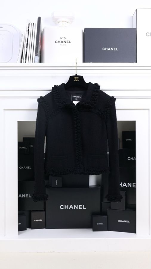 Chanel 03年黑色花边领滚边外套-0