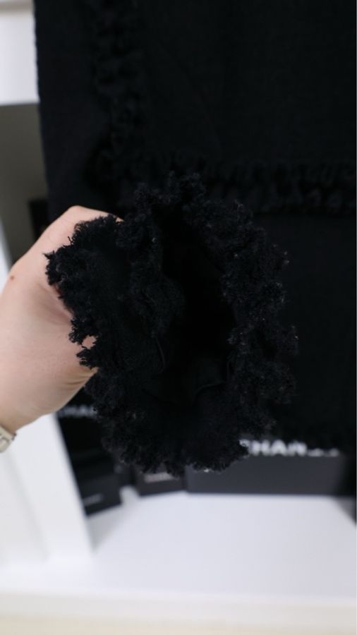Chanel 03年黑色花边领滚边外套-13