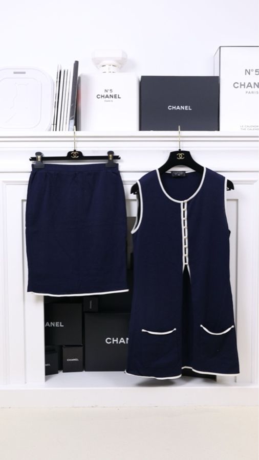 Chanel 蓝色针织白色滚边背心半裙套装-0
