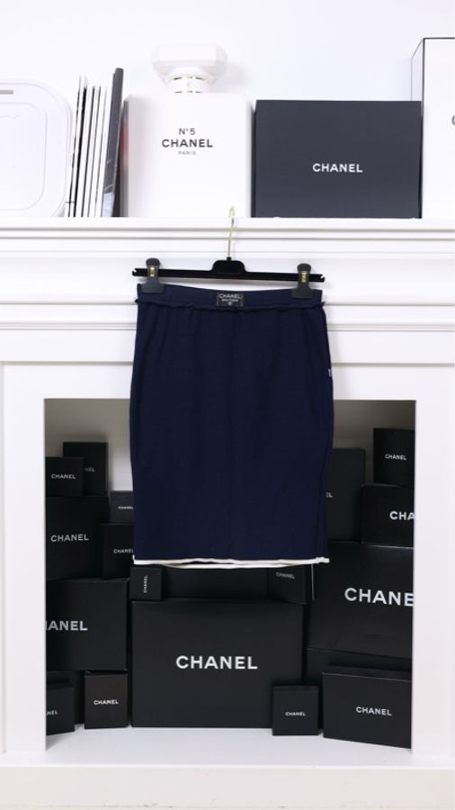 Chanel 蓝色针织白色滚边背心半裙套装-7
