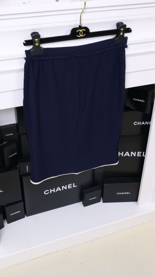 Chanel 蓝色针织白色滚边背心半裙套装-10