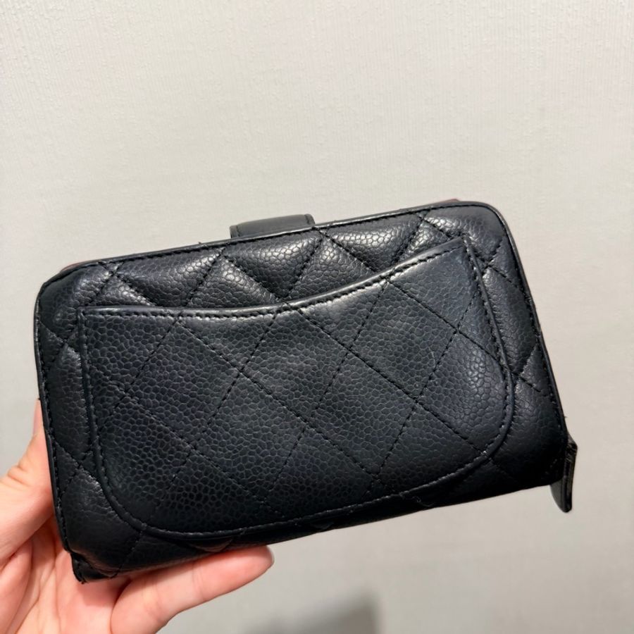 Chanel 香奈兒 荔枝牛皮 拉鍊中夾 黑 銀釦-1