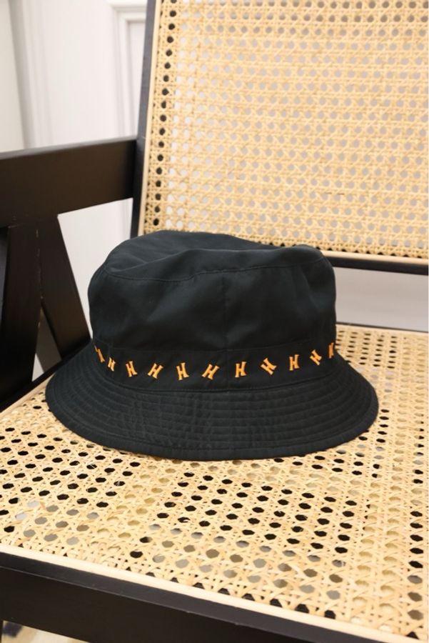 Hermes橘色logo圈线渔夫帽-4
