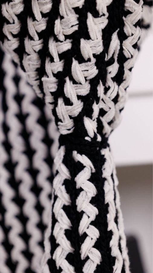 Chanel 18年黑白拼色两口袋半袖针织开衫外套-25