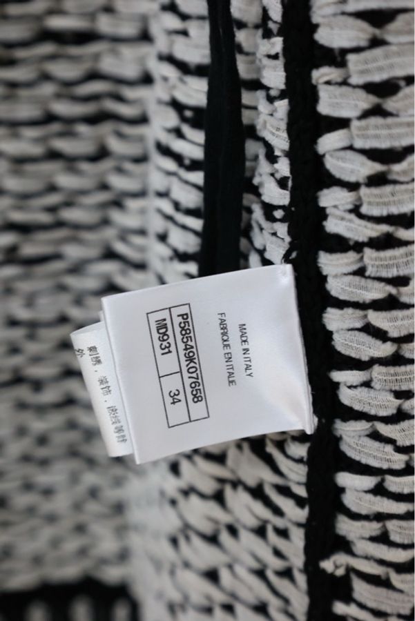 Chanel 18年黑白拼色两口袋半袖针织开衫外套-29