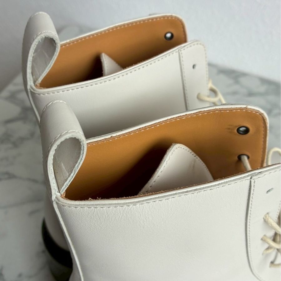 Hermes 米白黑底kelly釦綁帶靴子👢38.5-11