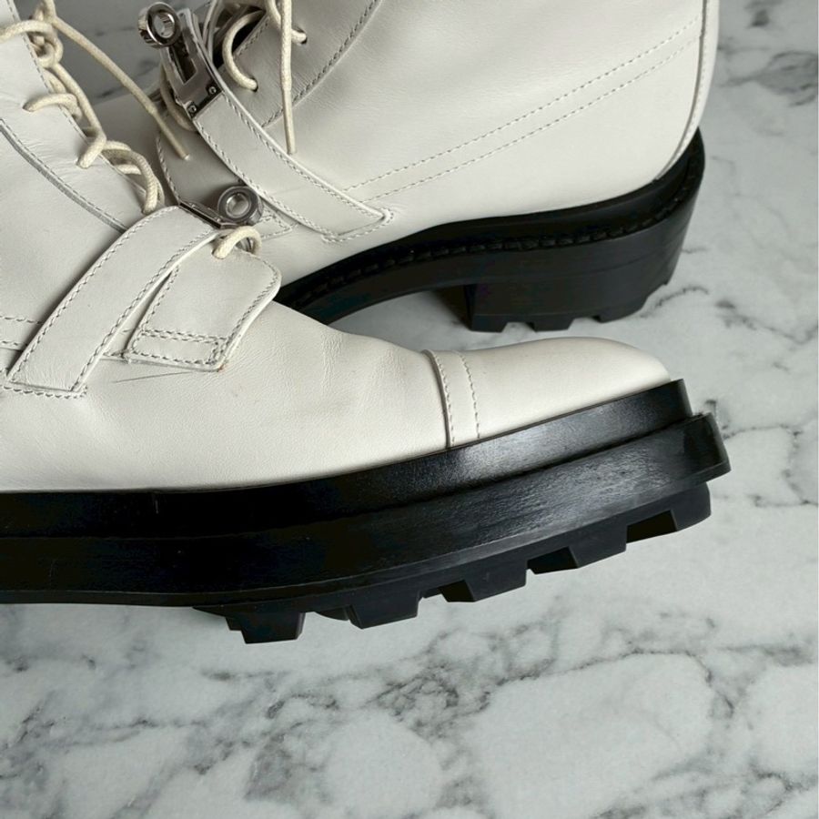 Hermes 米白黑底kelly釦綁帶靴子👢38.5-19