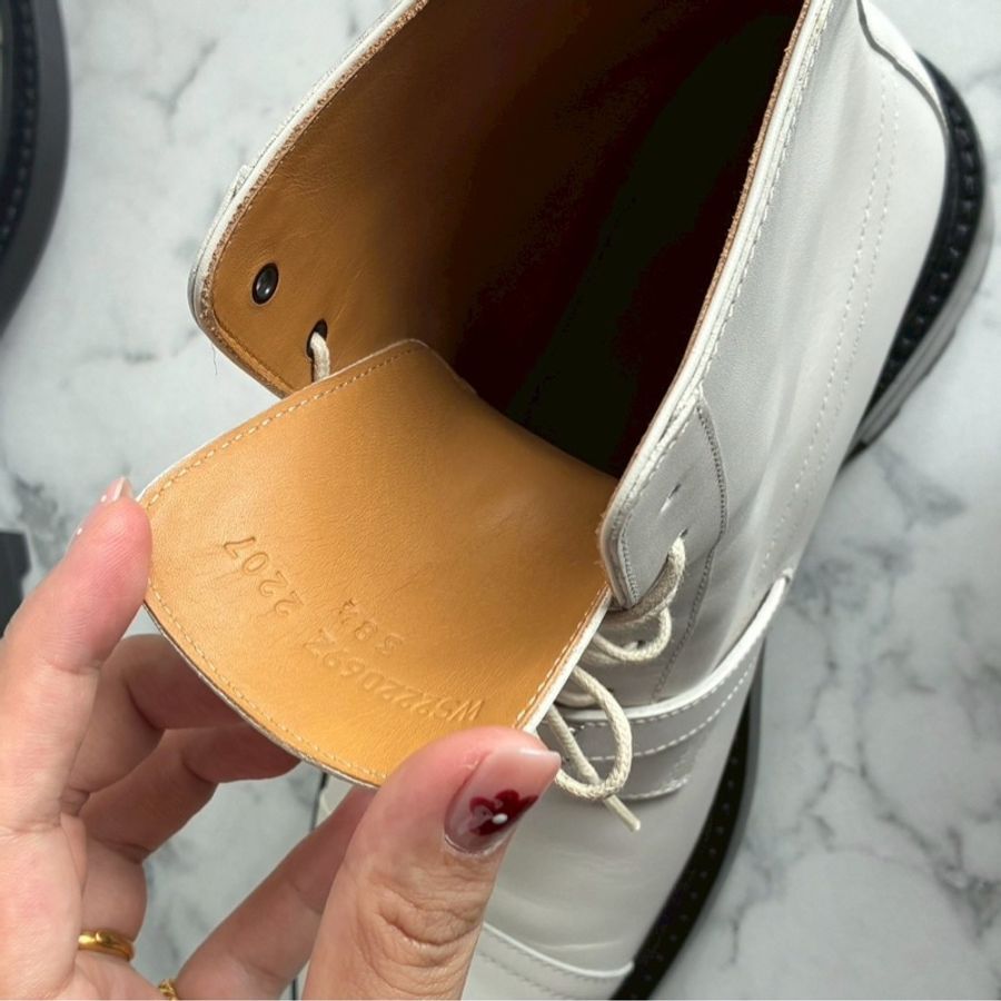 Hermes 米白黑底kelly釦綁帶靴子👢38.5-30