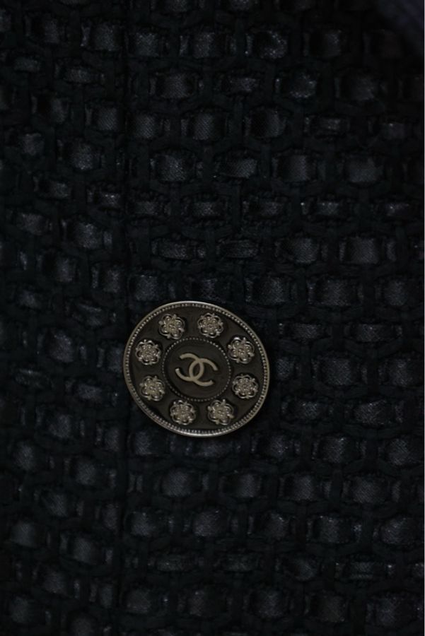 Chanel 16年首尔系列露背双排扣西装外套-17