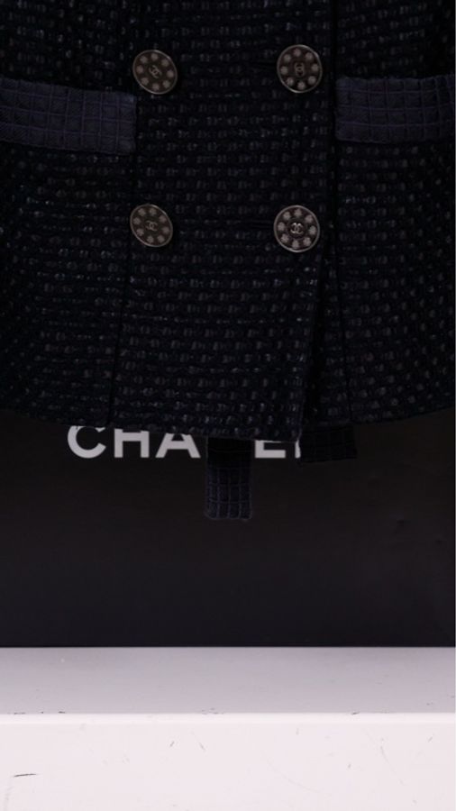 Chanel 16年首尔系列露背双排扣西装外套-26