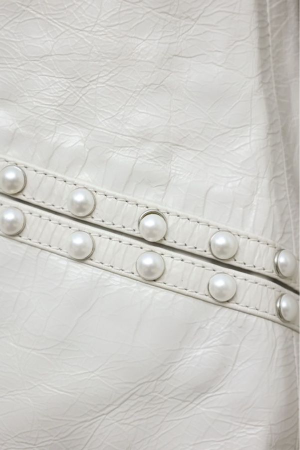 Chanel 16年首尔系列白金珍珠扣油蜡皮衣翻领外套-38