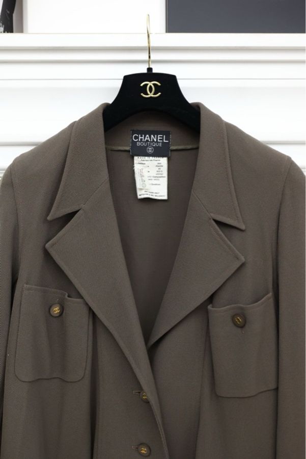 Chanel 94年灰绿色金扣A字摆外套大衣-9