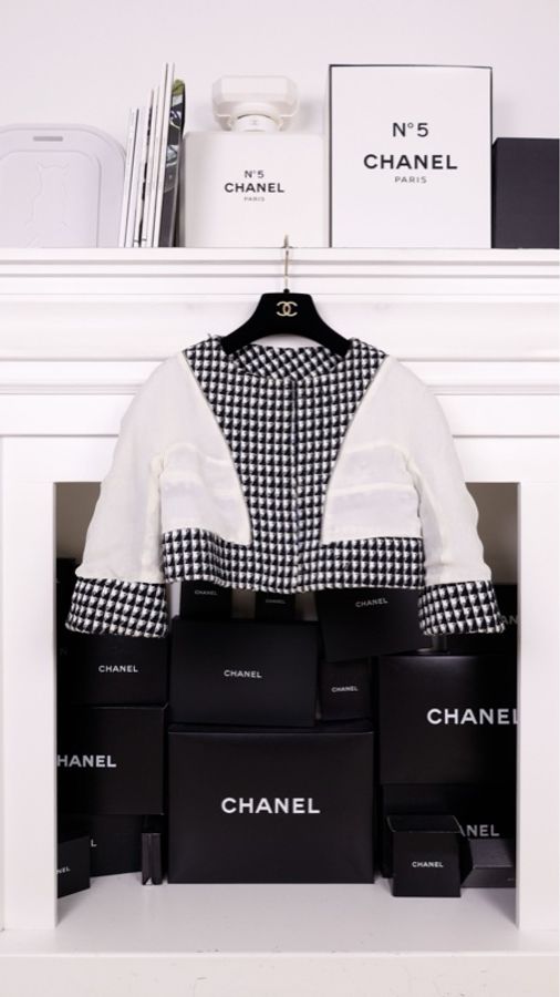 Chanel 13年春夏系列秀款蓝白拼色棋盘格小坎肩crop短外套-4