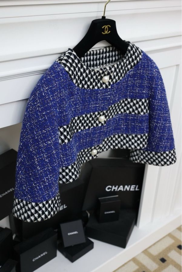 Chanel 13年春夏系列秀款蓝白拼色棋盘格小坎肩crop短外套-6