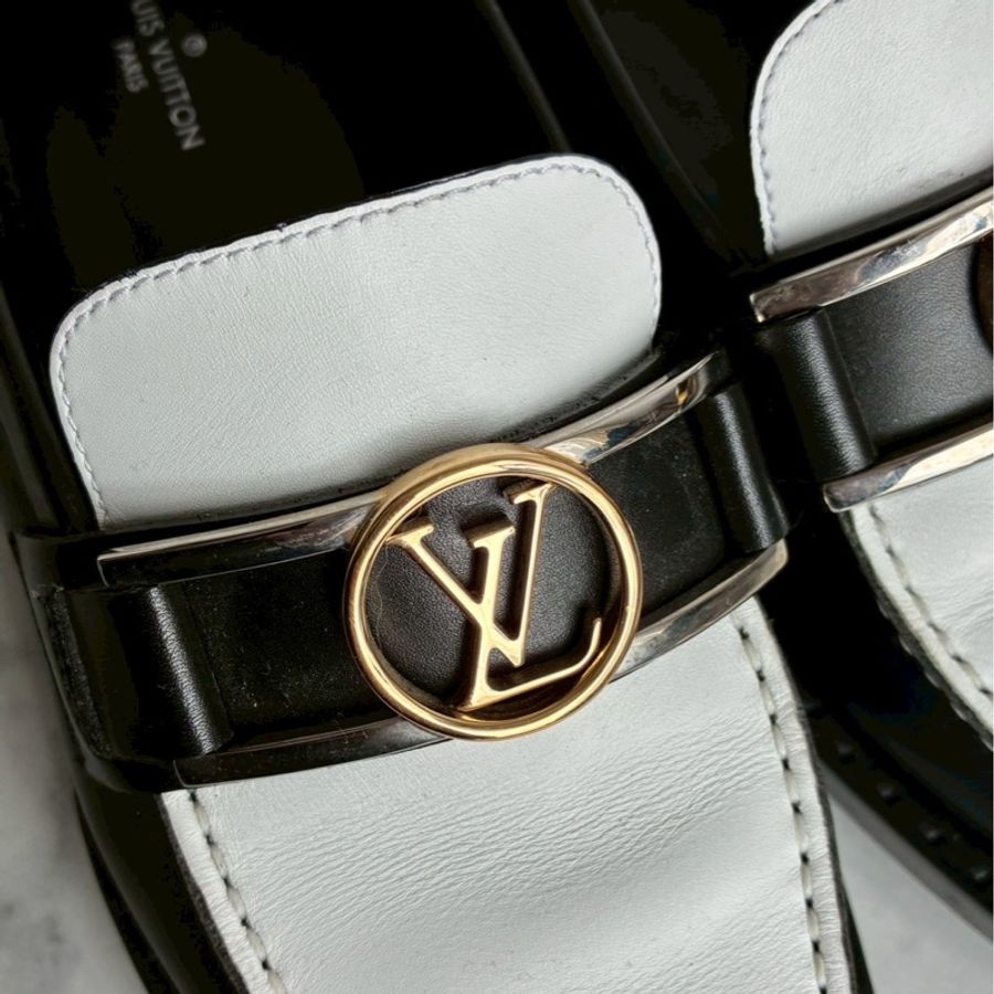 LV黑白/花紋圓形logo樂福鞋👞38-8