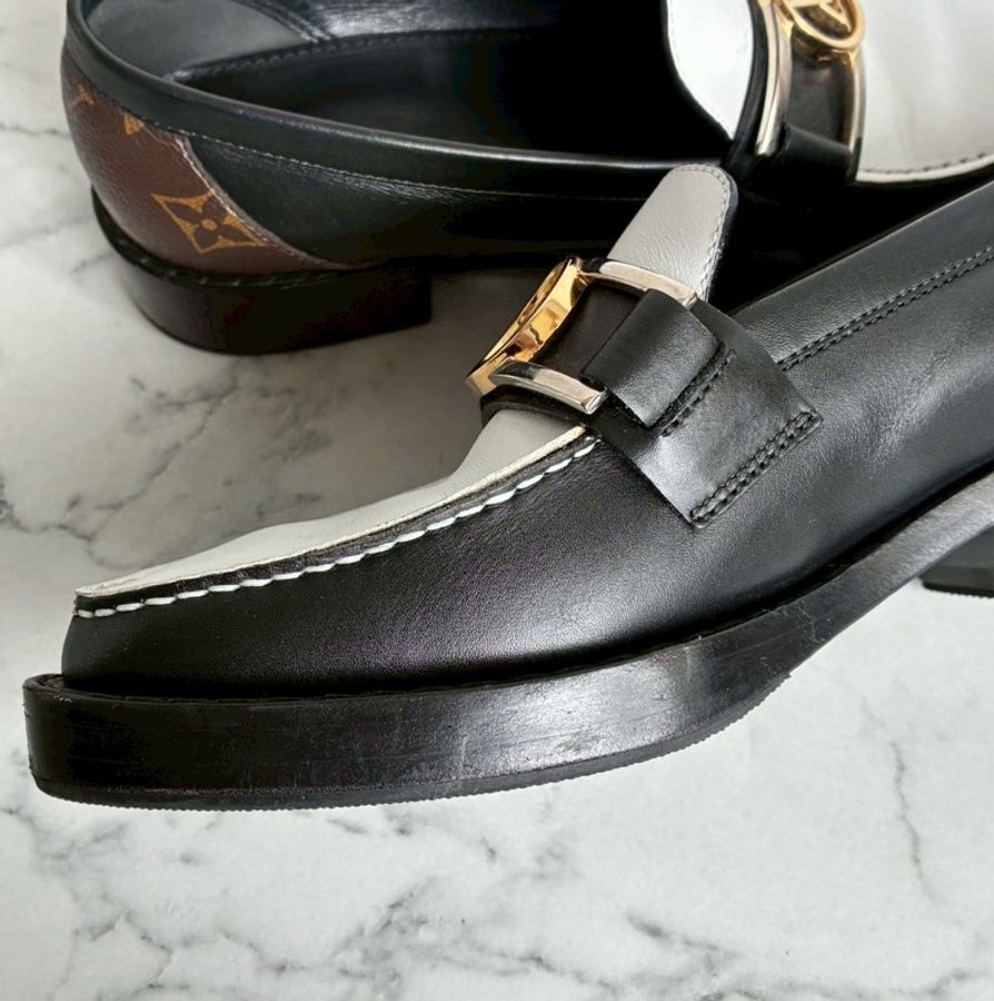 LV黑白/花紋圓形logo樂福鞋👞38-21
