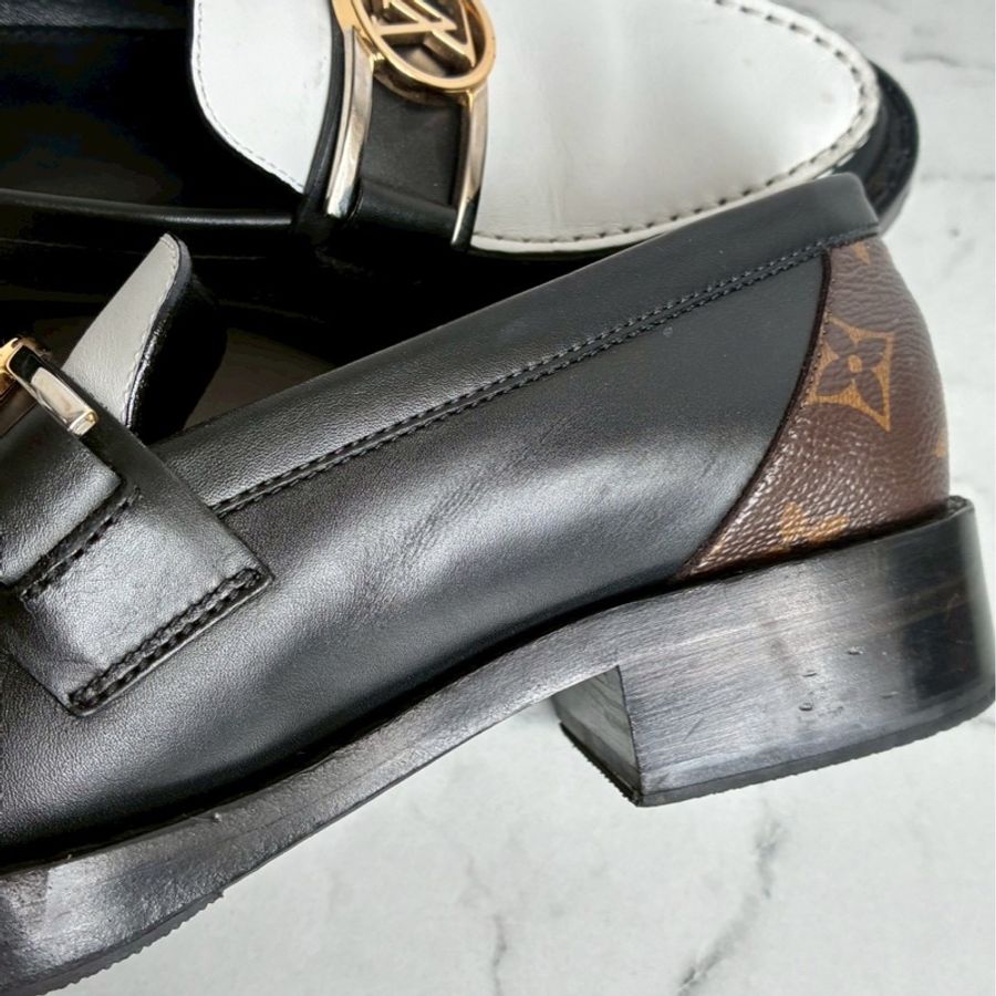 LV黑白/花紋圓形logo樂福鞋👞38-22