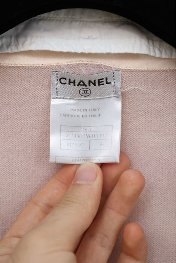 Chanel 04年橡皮粉羊绒针织衬衫假两件-17