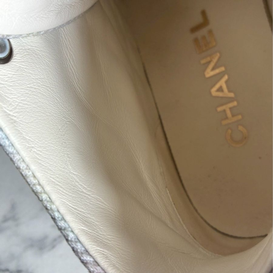 Chanel 絢彩白雙C高筒鞋38.5-36