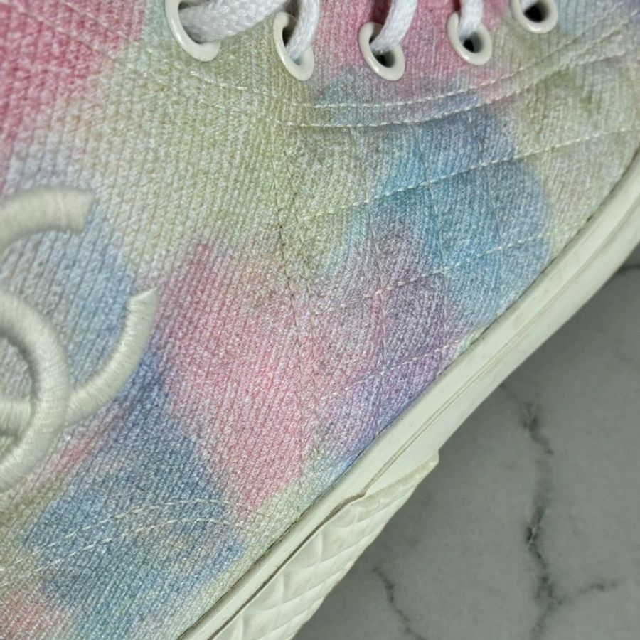 Chanel 絢彩白雙C高筒鞋38.5-49