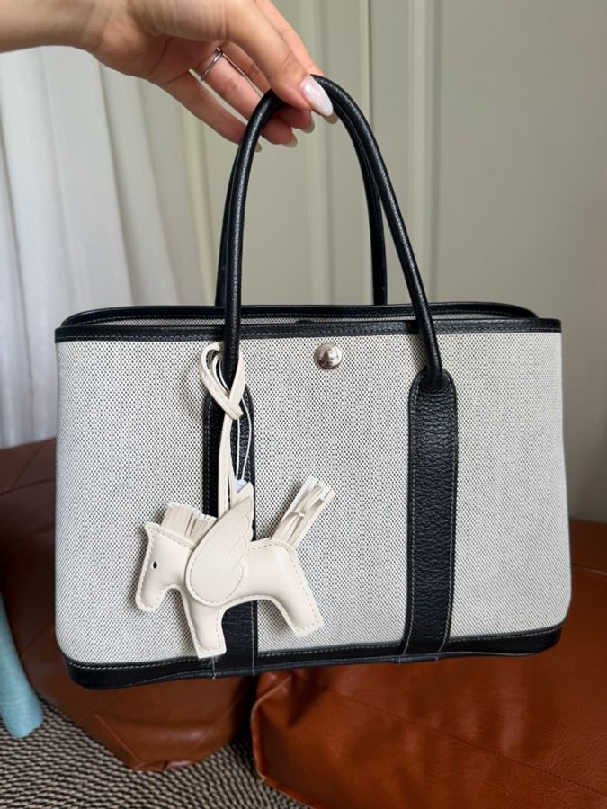 Hermes Vintage Garden Party 30-10