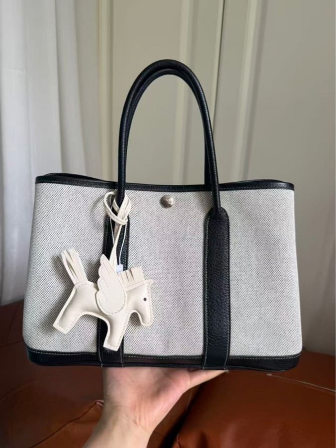 Hermes Vintage Garden Party 30-8