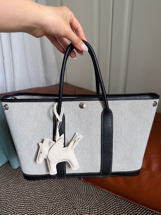 Hermes Vintage Garden Party 30-9