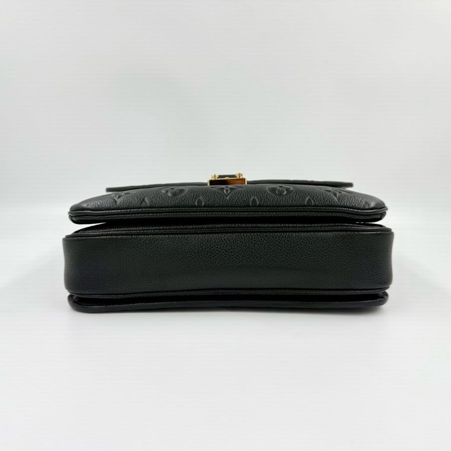 LV黑色Pochette Metis郵差包M41487-4