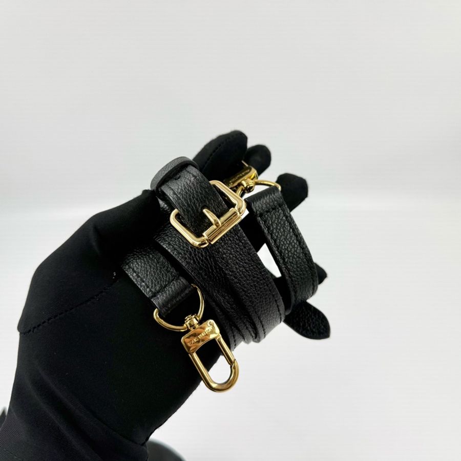 LV黑色Pochette Metis郵差包M41487-11