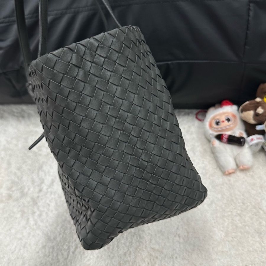 Bv葆蝶家編織灰色托特單肩包 小號 尺寸:31×16×22cm 材質:羊皮-3
