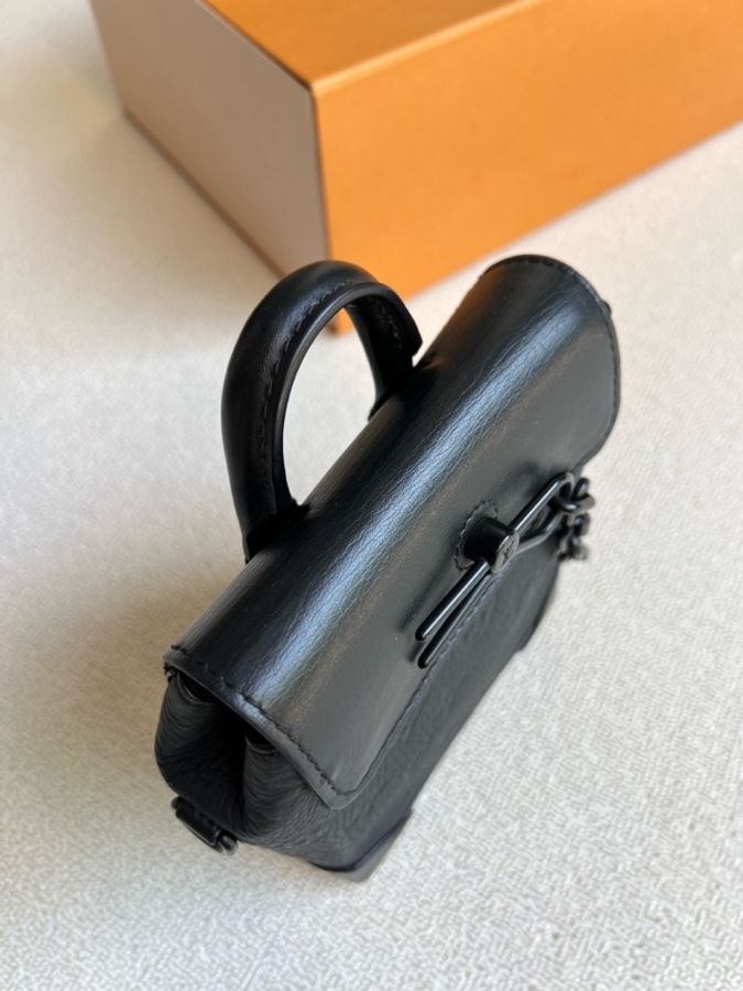 LV 路易威登Nano Steamer 黑色全皮壓紋 單肩斜挎包-6